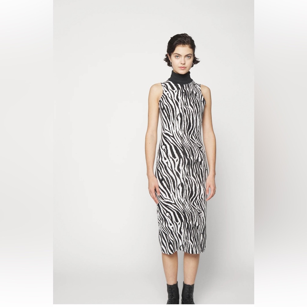 Adidas Originals All Over Zebra Print Sleveless Midi Dress NWT - Picture 4 of 12